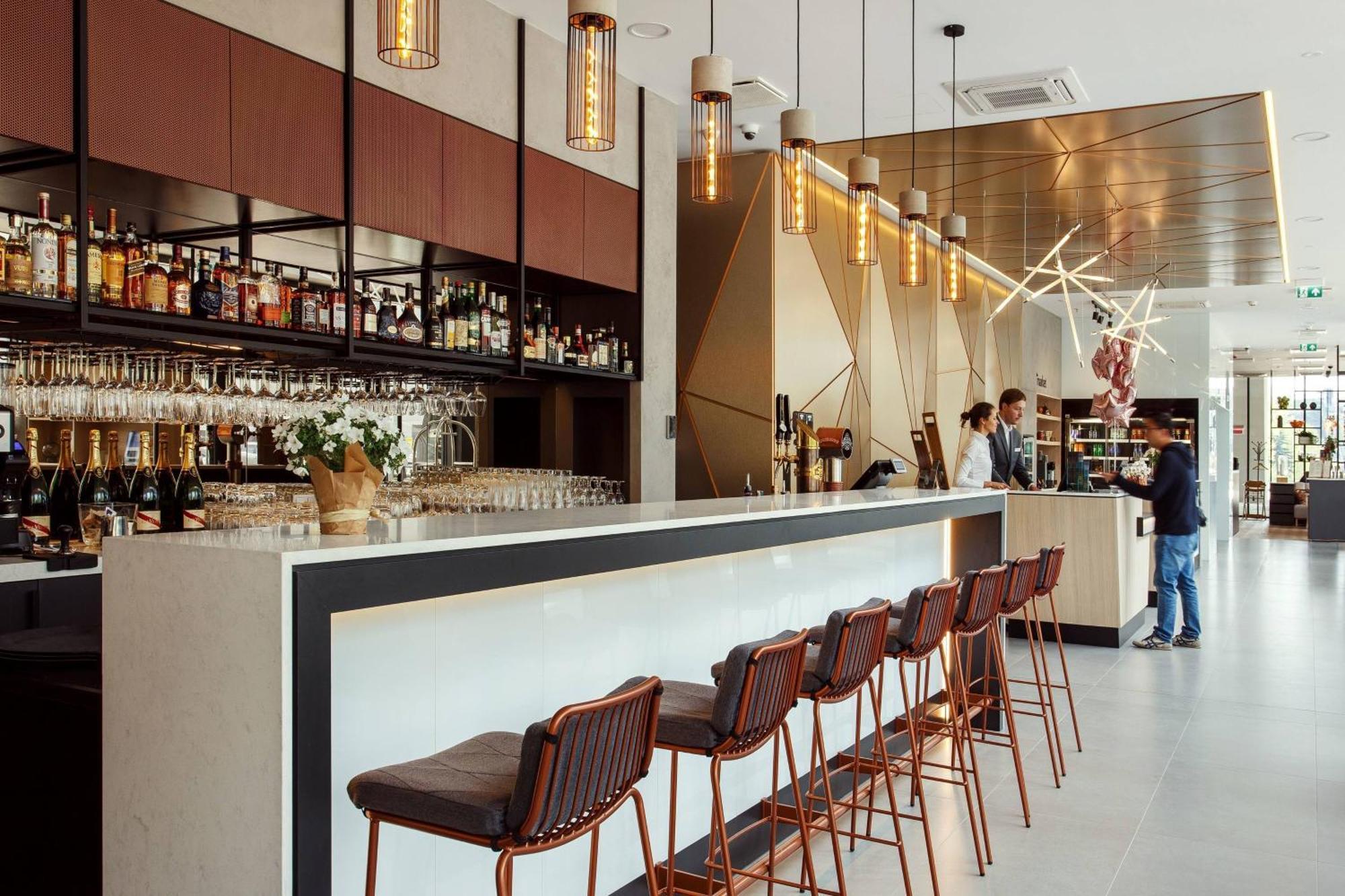Courtyard By Marriott Vilnius City Center Bagian luar foto